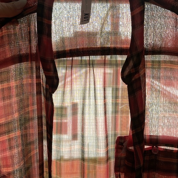 Kit from the Kloth Shirt - Picture 5 of 10